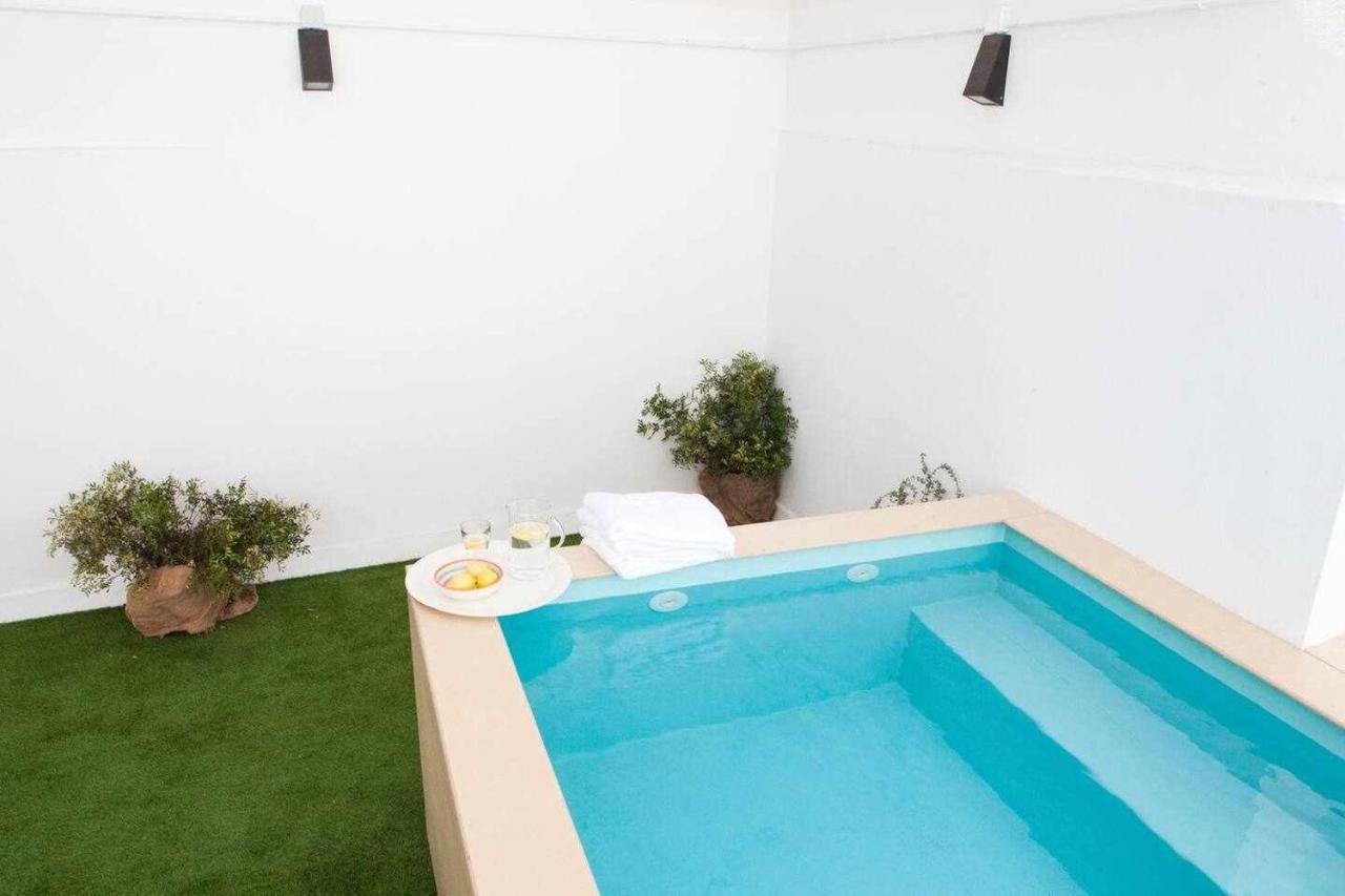 Isg Apartments Alhondiga- Piscina Casco Antiguo Free Parking Sevilha Exterior foto